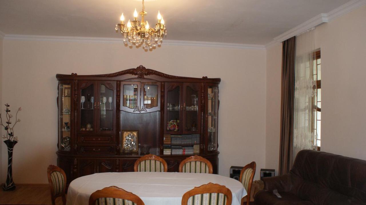 Guest White House With Terrace Ξενοδοχείο Tskaltubo Εξωτερικό φωτογραφία